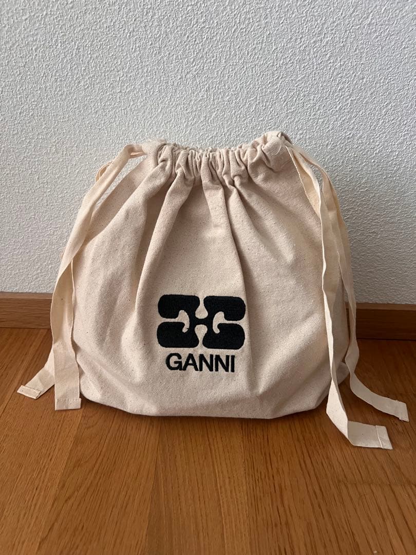 GANNI ボウバッグ ミニ バタークリーム