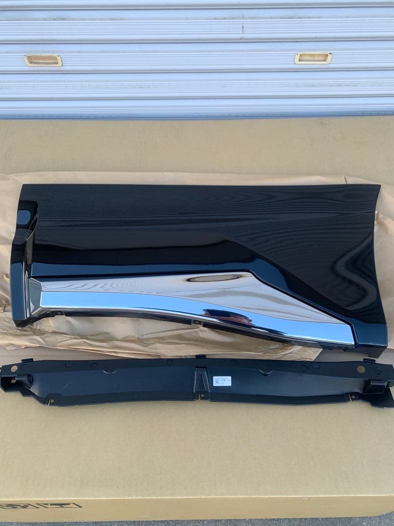 ハリアー80 モデリスタ サイドスカート 新品 カラー219 左リヤドア