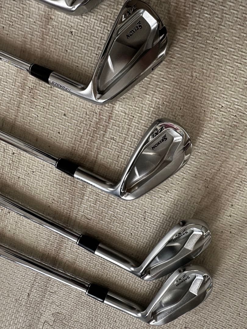スリクソン ZXi7 アイアン 5-P 6本 モーダス120 ラウンド1回 美品