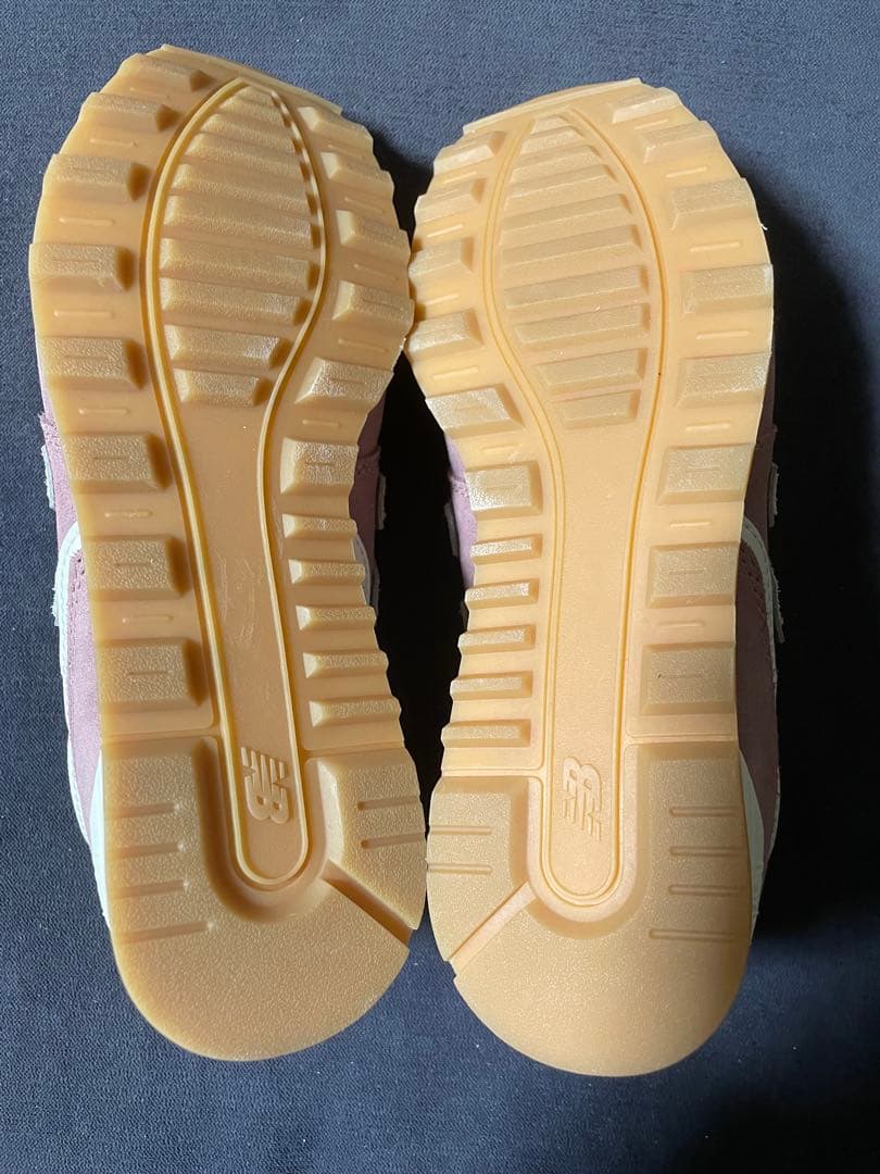 23.5cm New Balance ピンクWL996DB2