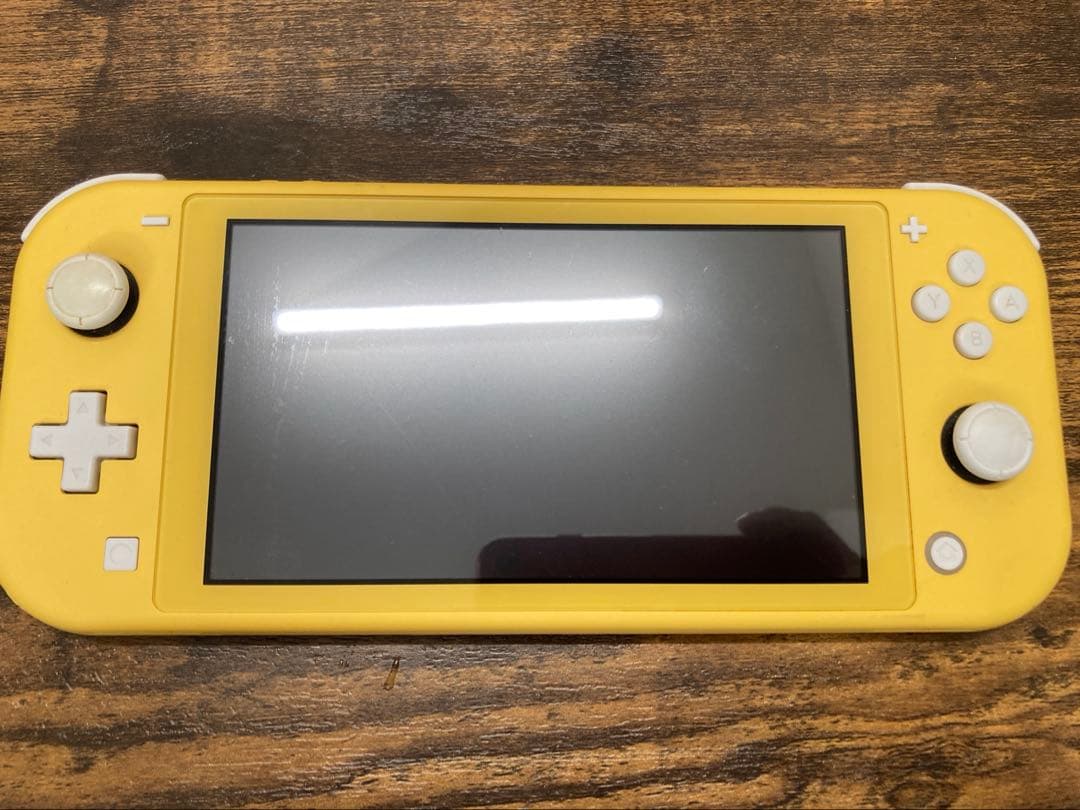 Switch Lite イエロー 本体 ACアダプター＋スマブラソフト付き