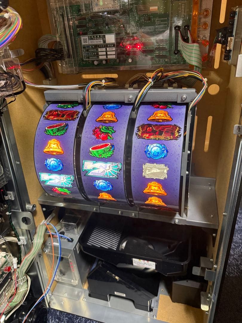 【引き取り限定】BIOHAZARD REVELATIONS メダル不要機