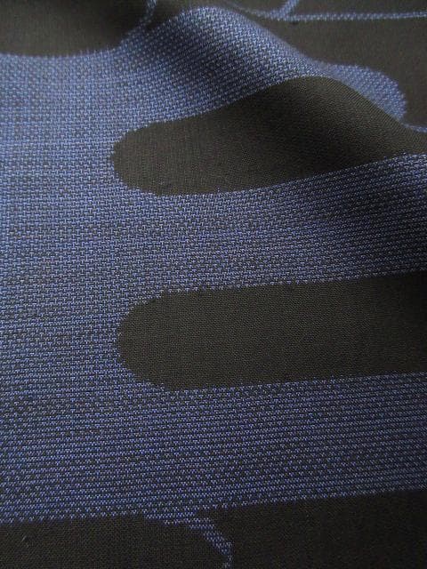 着用少ない！美品＊純泥染＊９マルキ＊本場大島紬＊黒＆青＊着物＊１５６ｃｍ＊裄６８