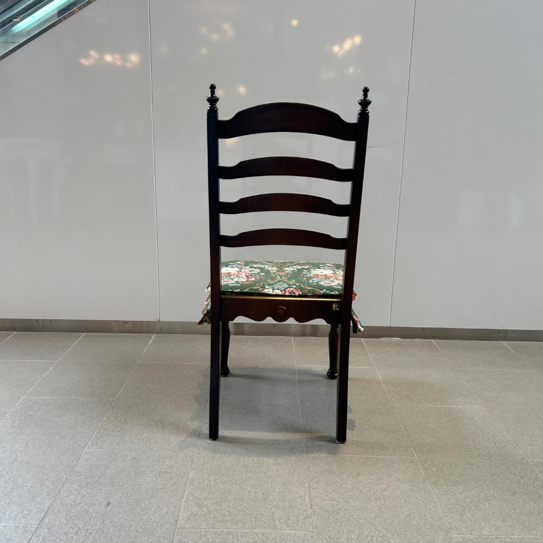 ♥ＨＩＤＡ　飛騨産業　ダイニングチェア１脚　キツツキマーク