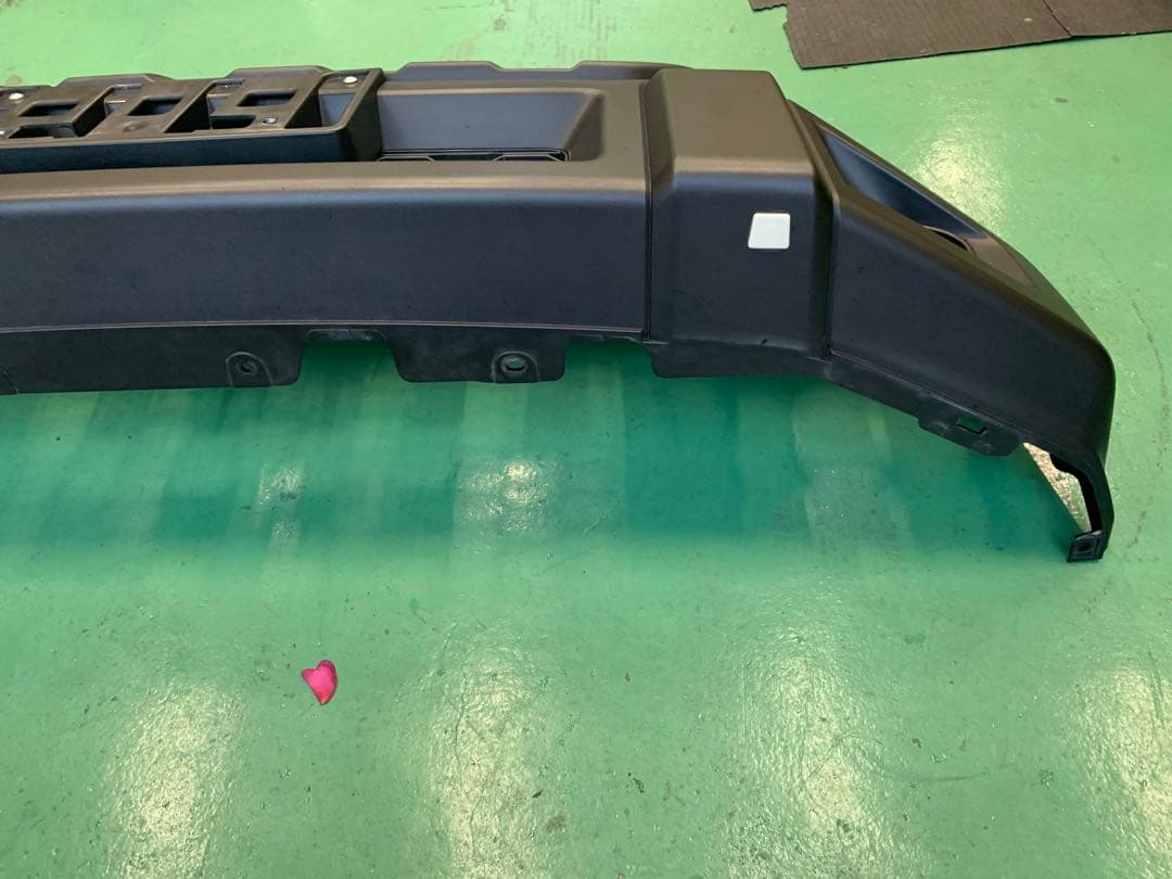 ジムニー　フロントバンパー