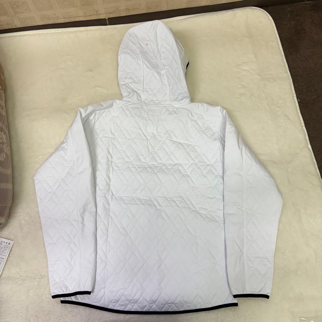 美品　New Balance ゴルフジャケット ホワイト　キルティング　冬ゴルフ