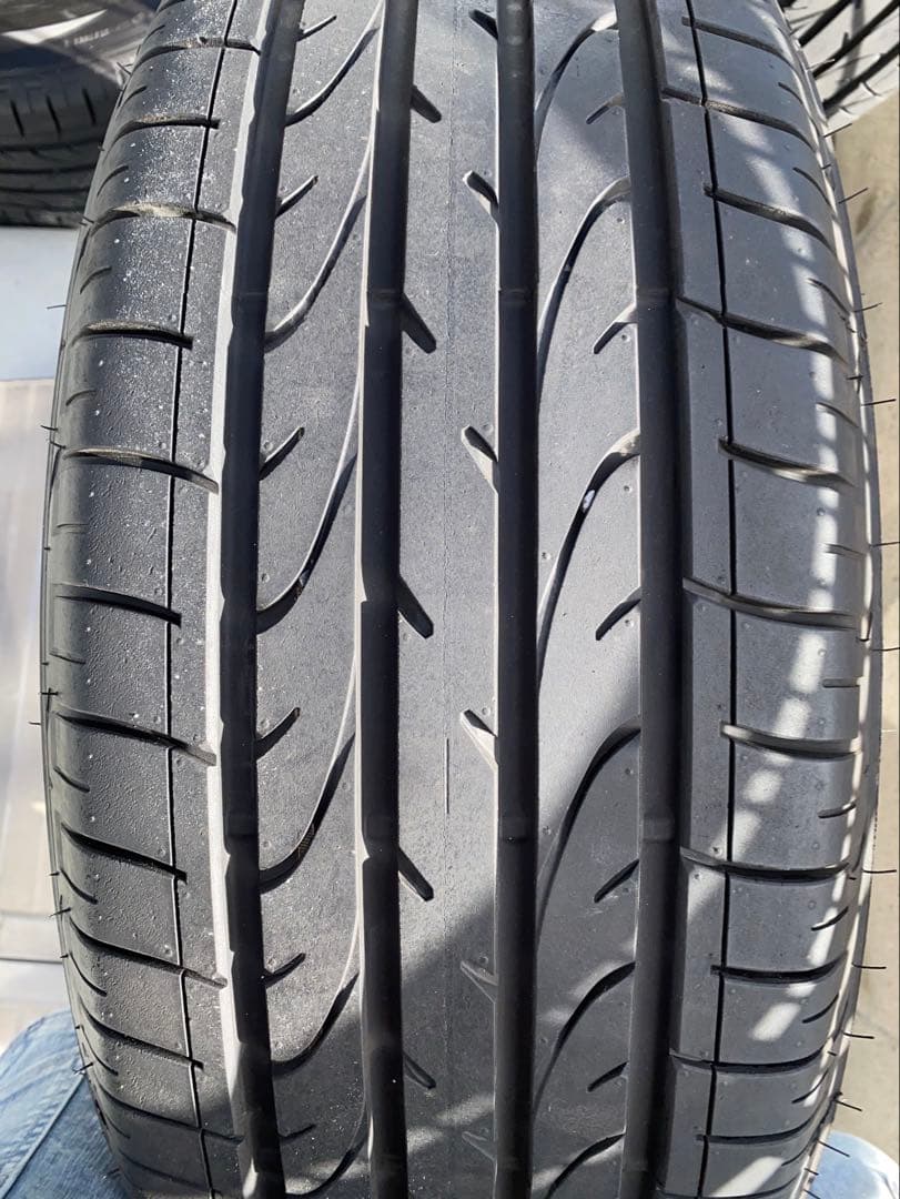 テンカラのクマJEEP ジープ 純正 2021年18インチ