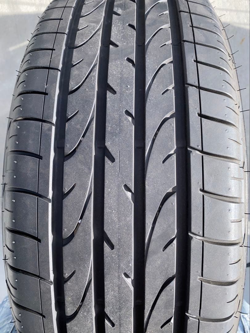 テンカラのクマJEEP ジープ 純正 2021年18インチ