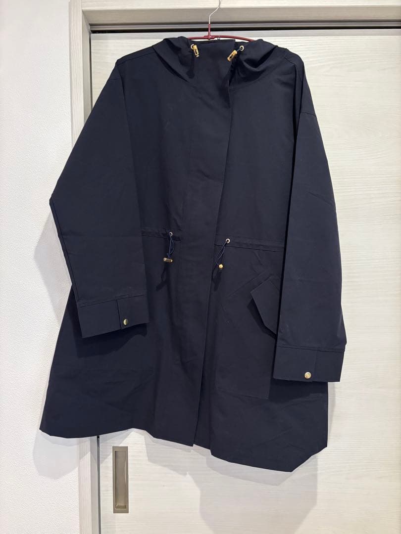 シャルレ　EL703　ライトストレッチコート　L〜LL ネイビー　未使用品