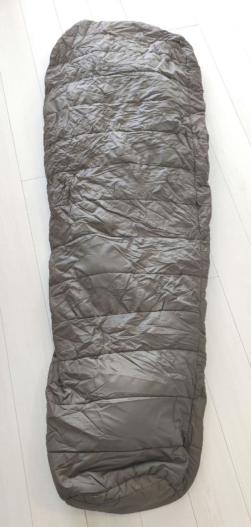 【美品】CARINTHIA ディフェンス4 サイズM カリンシア