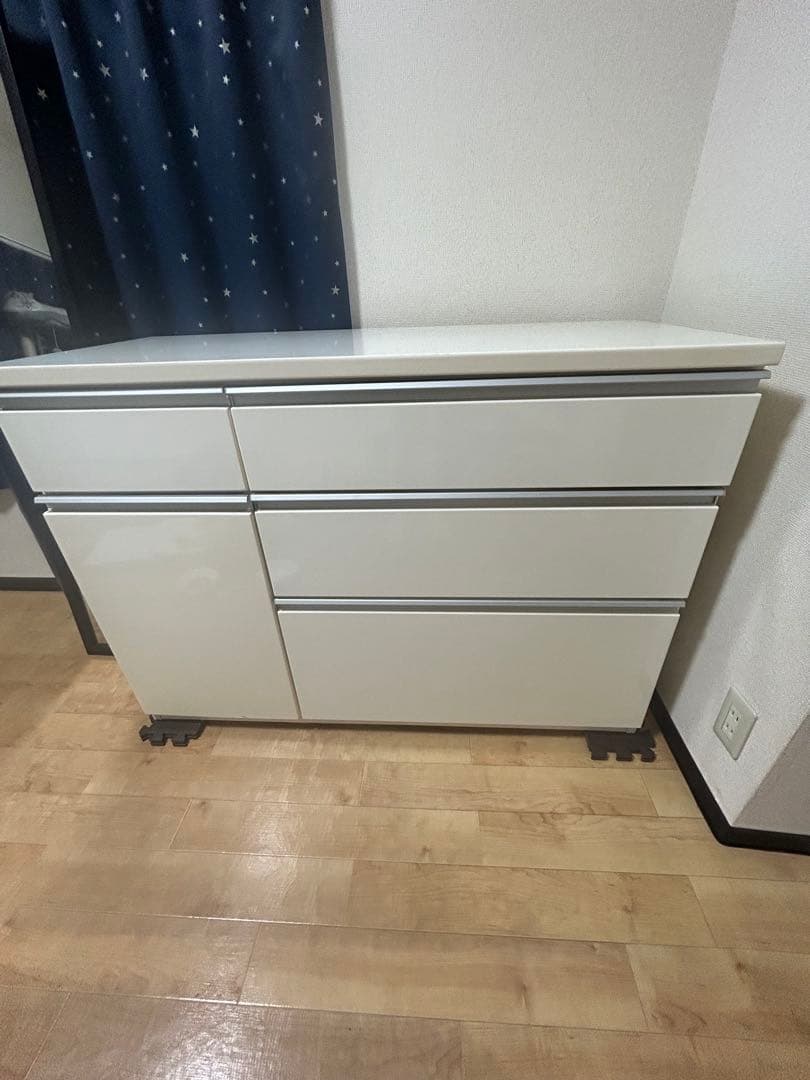 大分 引き取り限定 ホワイト収納キャビネット