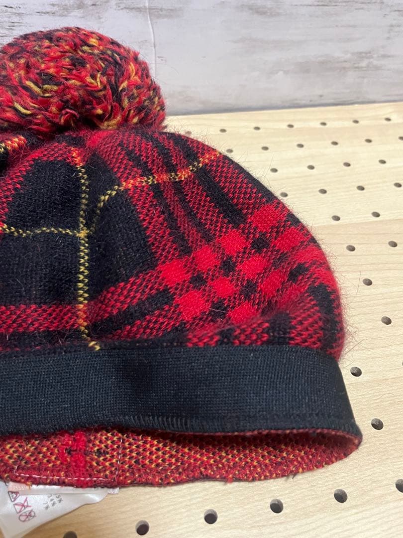 ヴィヴィアンウエストウッド ポンポン付きベレー帽