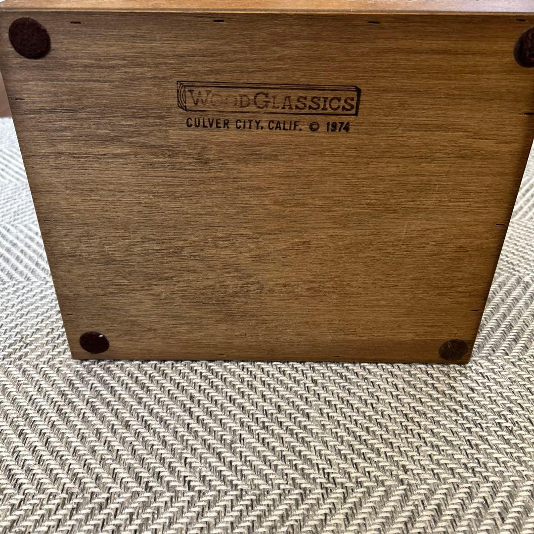 LEVI STRAUSS & CO. オリジナルリベット付きボックス