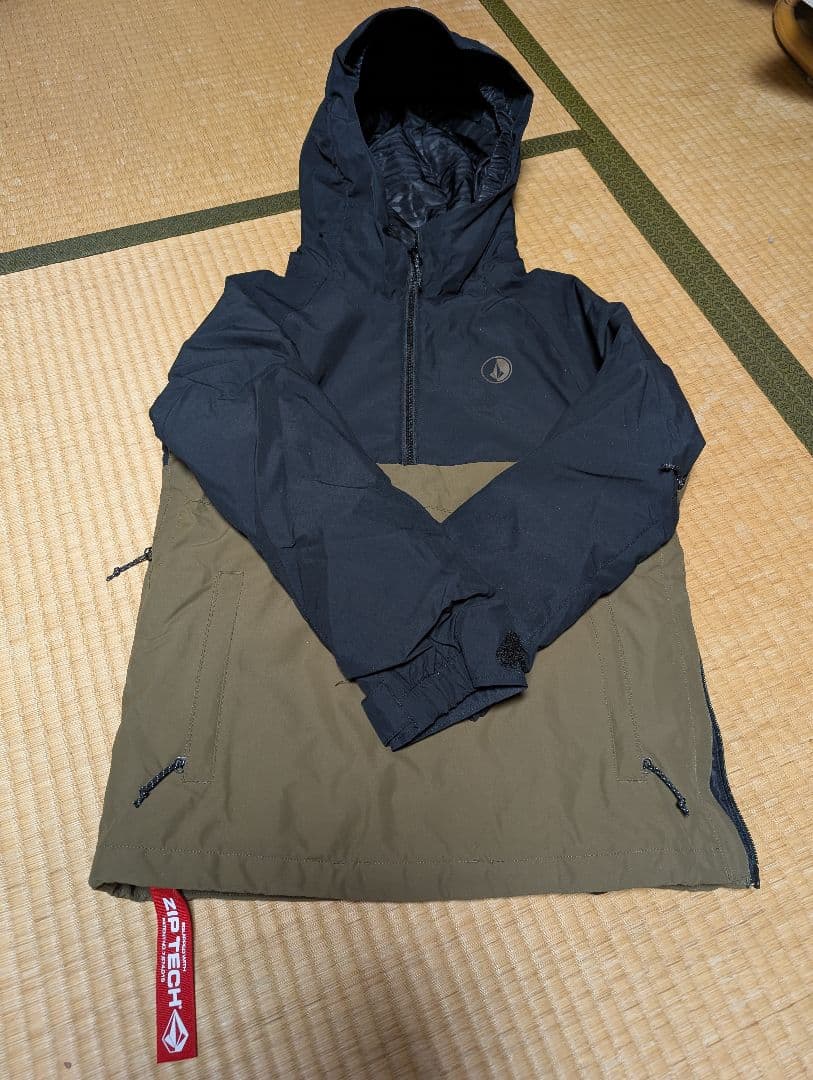 VOLCOM スノーボードジャケット M