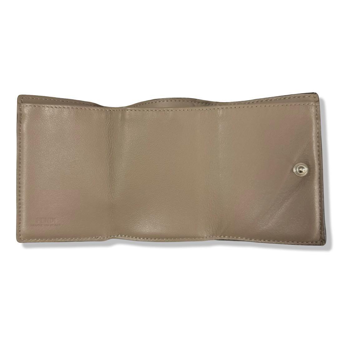 一点物　フェンディ ピーカブー マイクロ ウォレット レザー 三つ折り財布