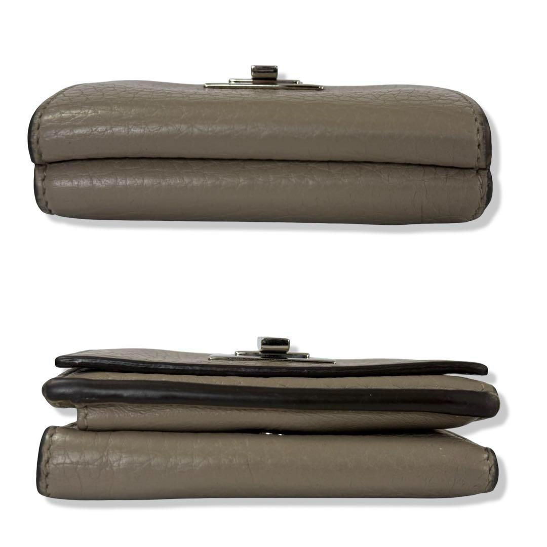 一点物　フェンディ ピーカブー マイクロ ウォレット レザー 三つ折り財布