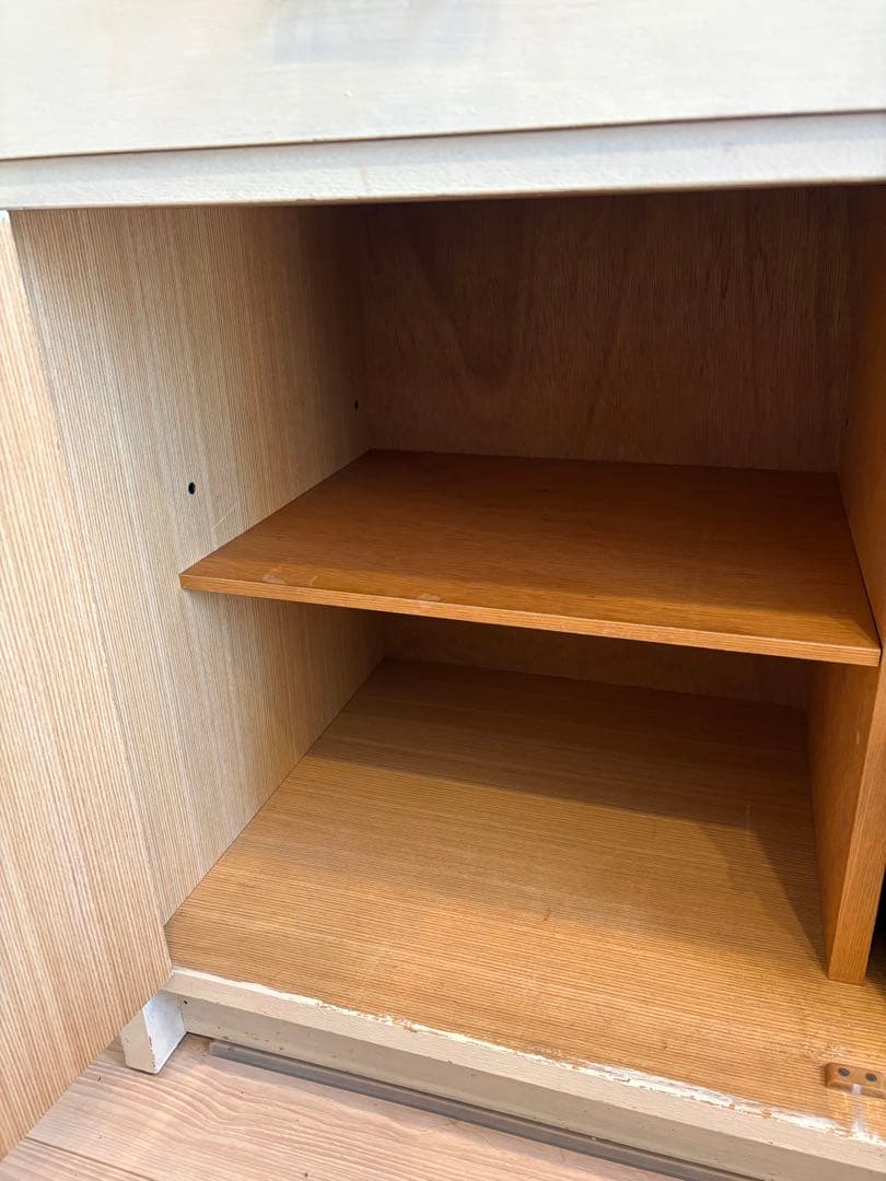 食器棚　ホワイト　ライティングビューロー　収納棚　木製　白