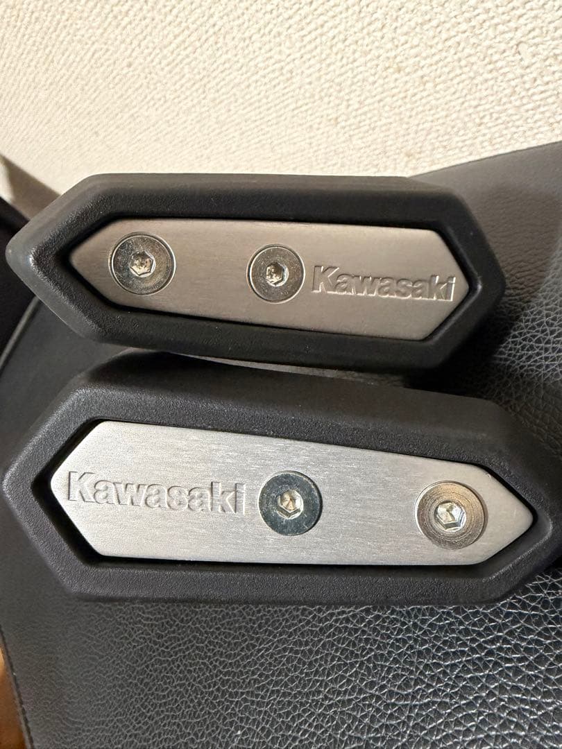 Kawasaki ZX-25R ZX-4R ZX-4RR 純正フレームスライダー