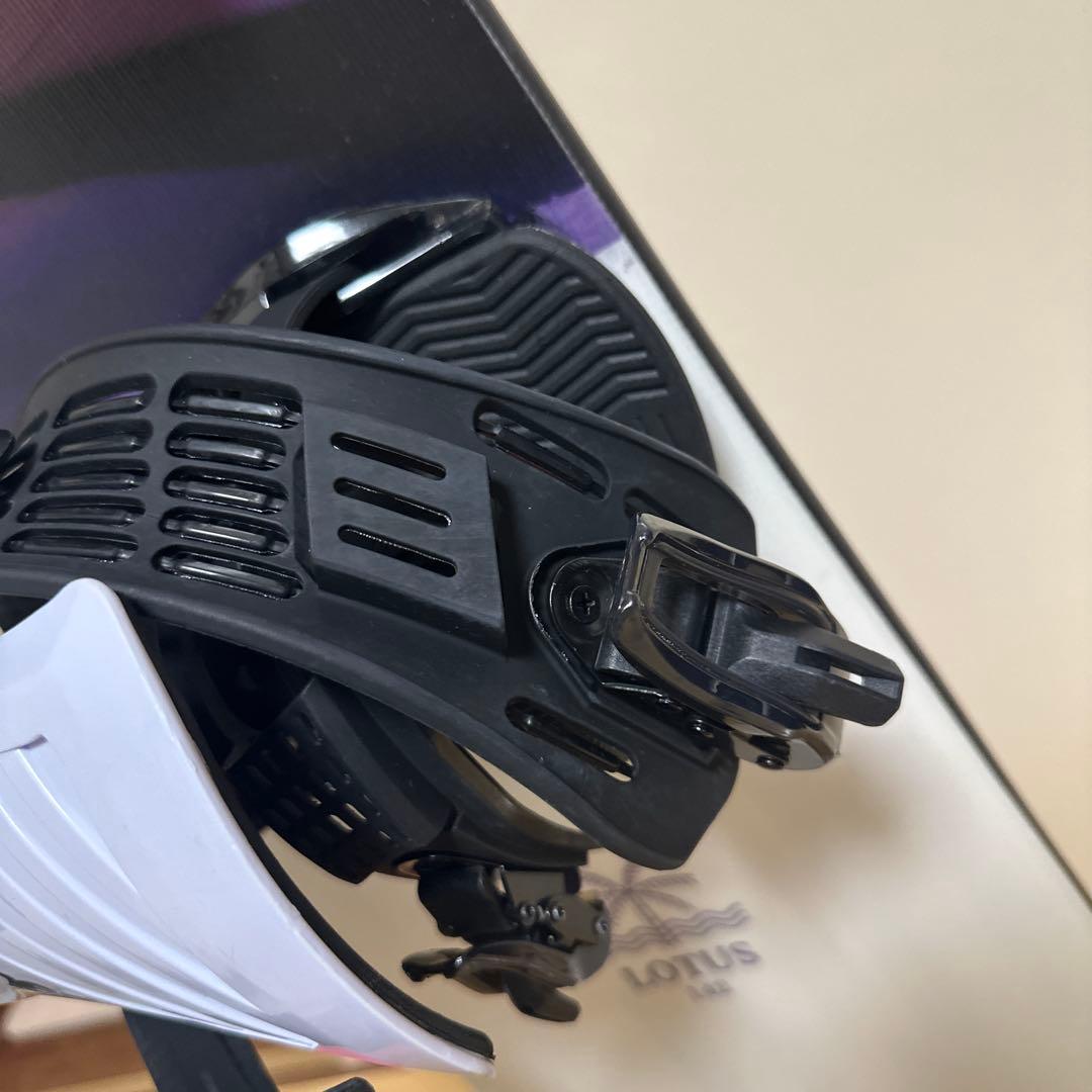 SALOMON LOTUS 142 スノーボード