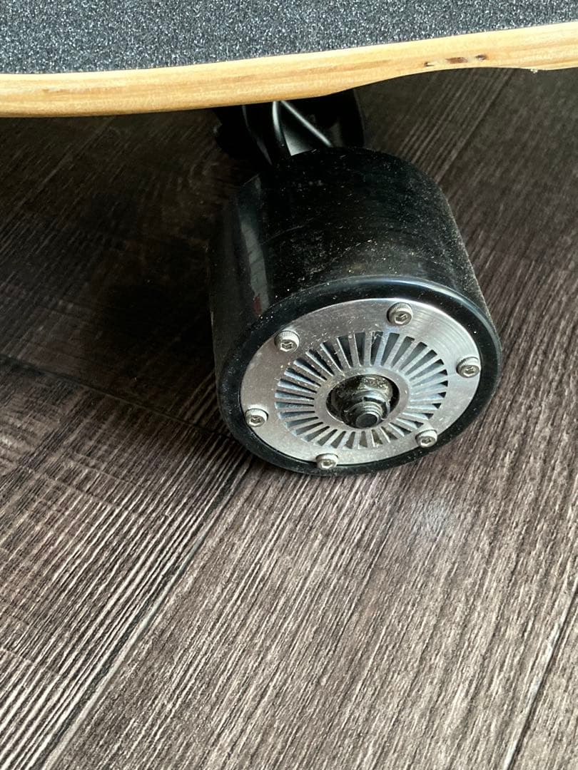 FUGU エレクトリックスケートボード　電動スケートボード