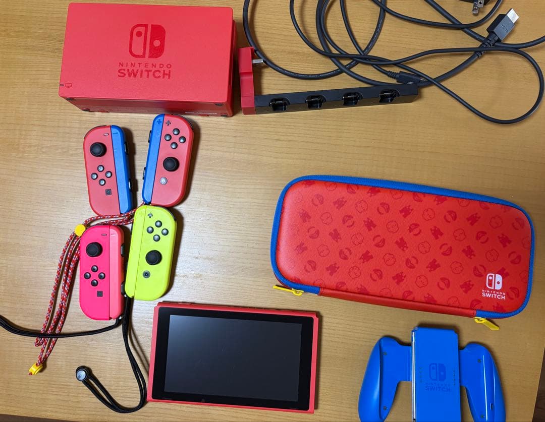 Nintendo Switch マリオレッド×ブルー セット＋Joy-Con2つ
