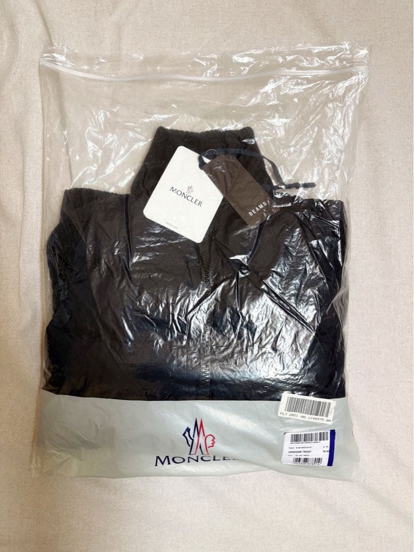 ステラ 【極美品】モンクレール ダウンカーディガン