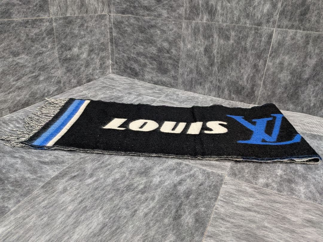 LOUIS VUITTON エシャルプ
