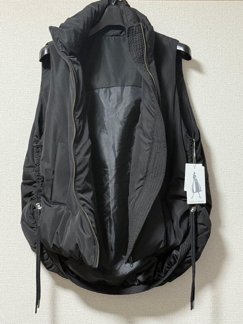 【新品・未使用】 ローズティアラ　オーディアミューズ　ダウンベスト　アウター