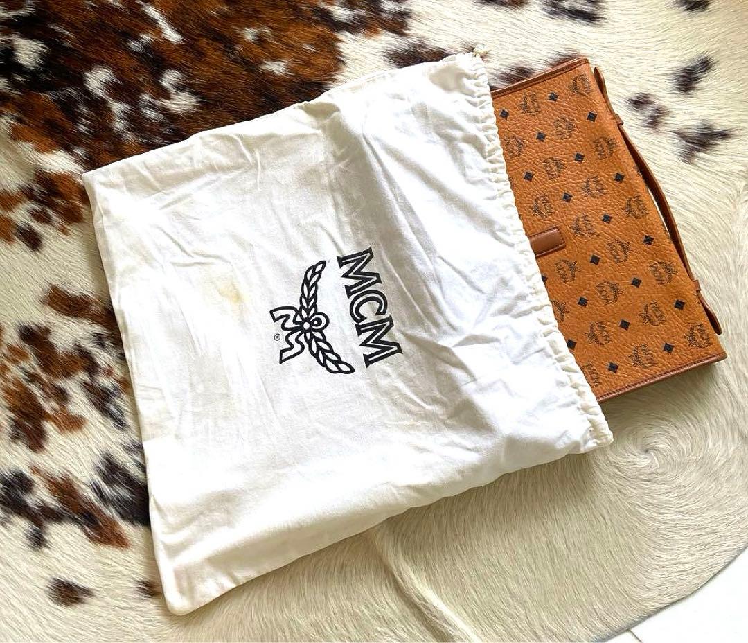 MCM エムシーエム　ビジネスバッグ