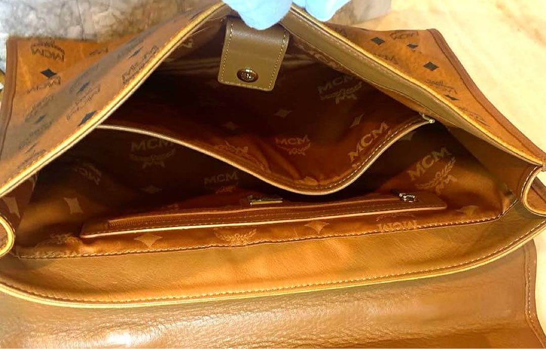 MCM エムシーエム　ビジネスバッグ