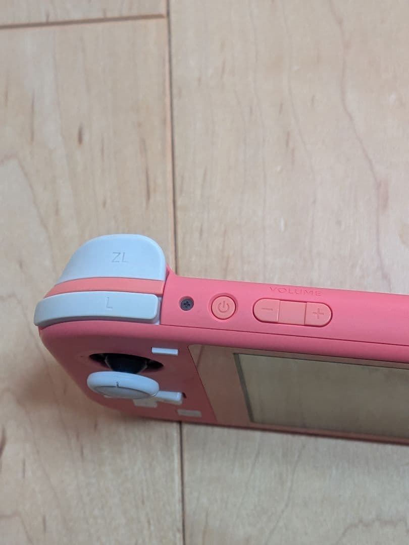 【2022年製】ニンテンドースイッチライト本体 充電器付き