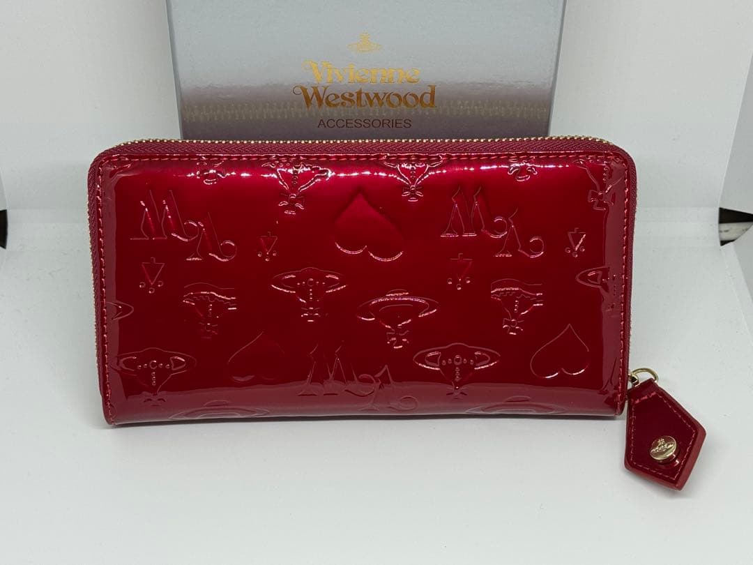 【新品未使用】Vivienne Westwood エナメル長財布 レッド