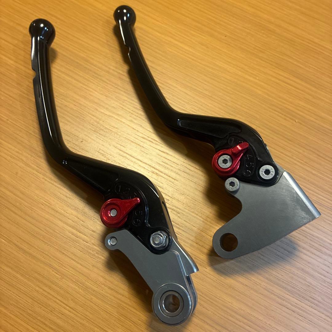 トライアンフ　スラクストン1200r ブレーキレバー クラッチレバー