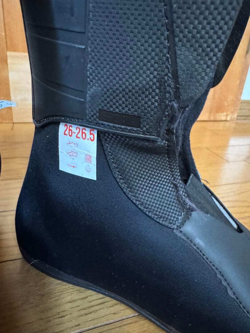 yuta2438！2024LANGE ブーツRS120SC