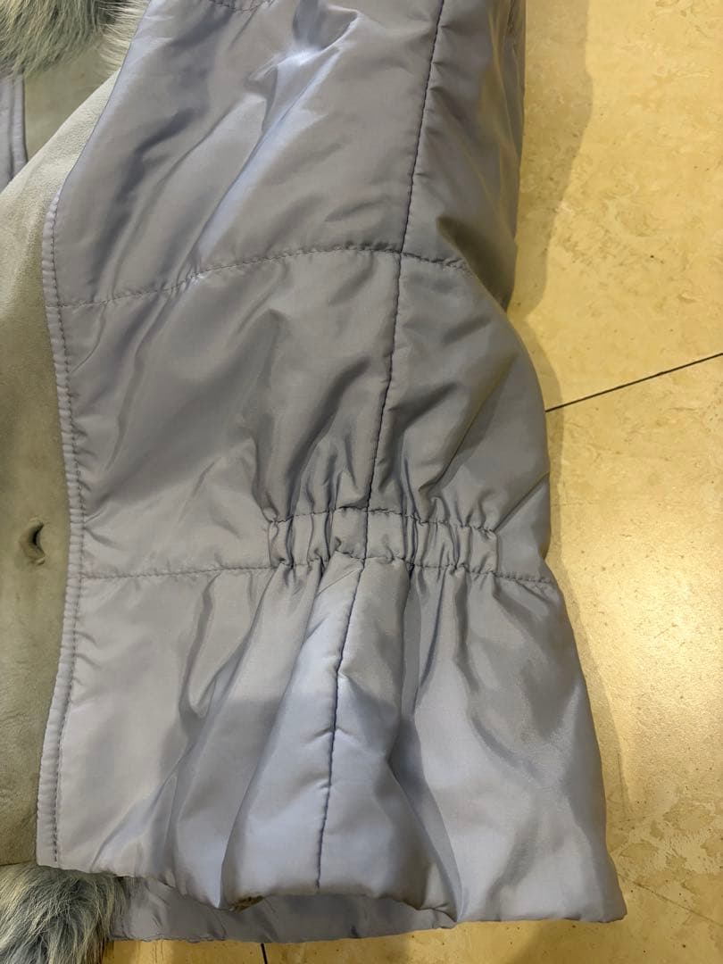 ERMANNO SCERVINOフェイクファー襟&ソフトスウェード&ナイロンジレ