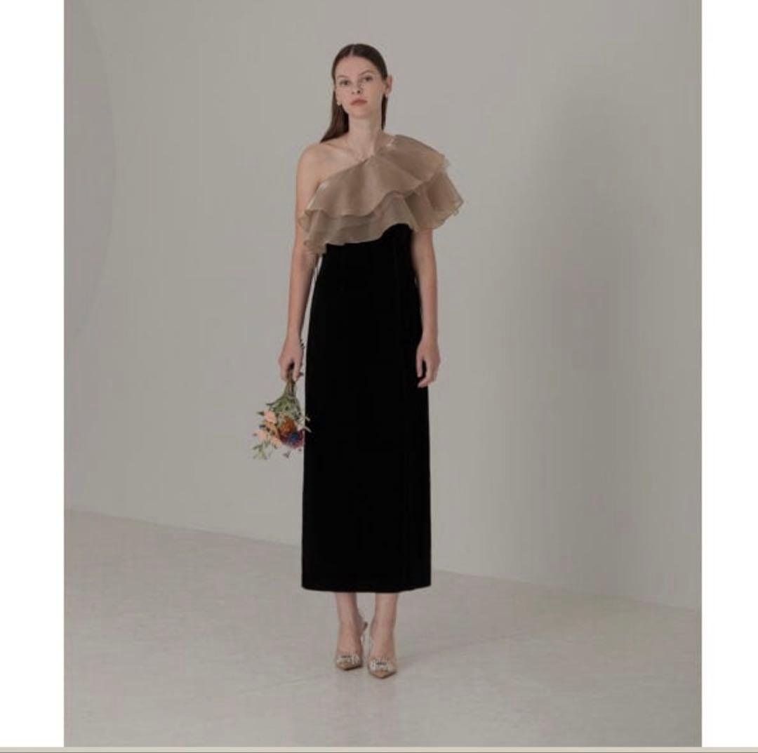 【⑦】Leja アシンメトリーティアードフリル3WAYベロアIラインドレス