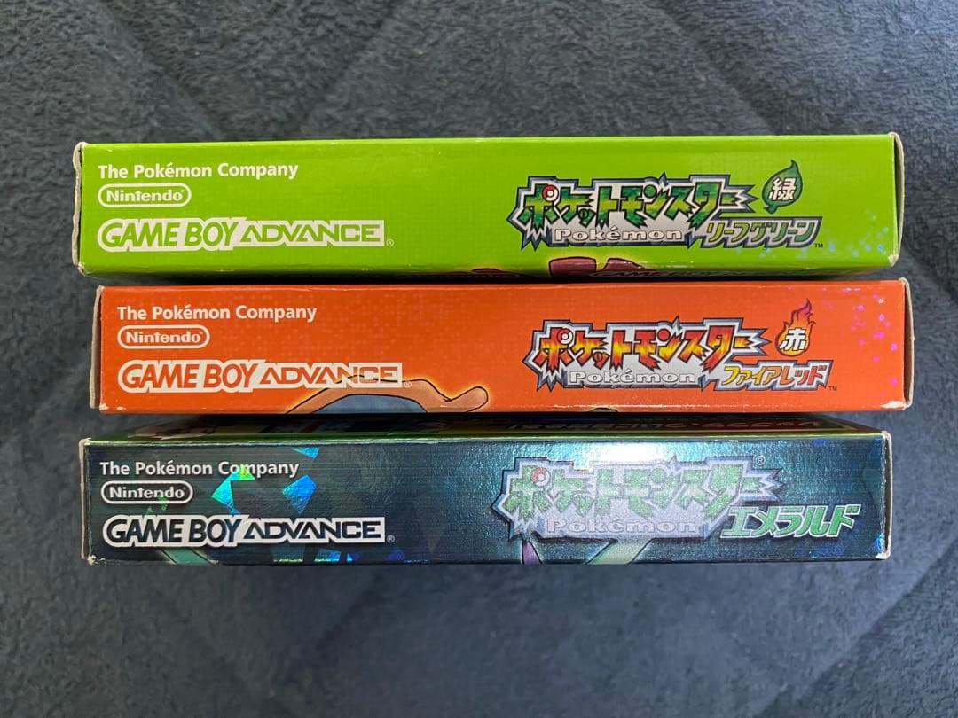 ゲームボーイアドバンス＋ポケモンソフト3本セット