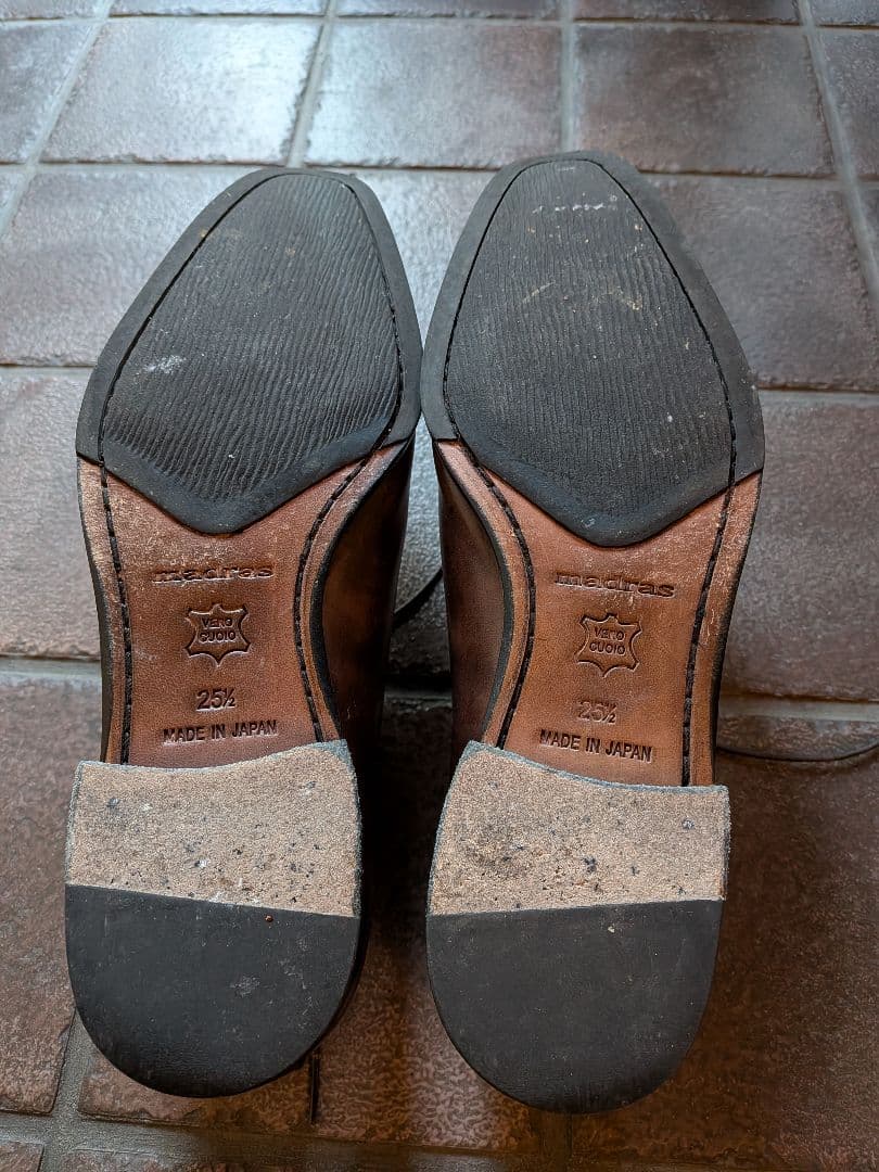 マドラス　MADRAS　ホールカット　革靴　25.5cm　 ダークブラウン