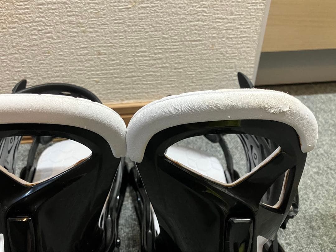 【SALOMON】 &【BURTON】　キッズ　スノーボードSET スポンジボブ