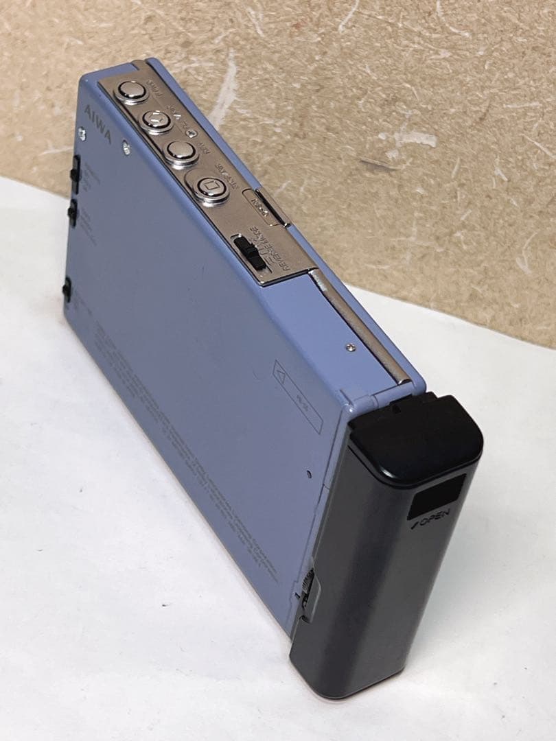 Aiwa HS-PL55 ポータブルステレオカセットプレーヤー。