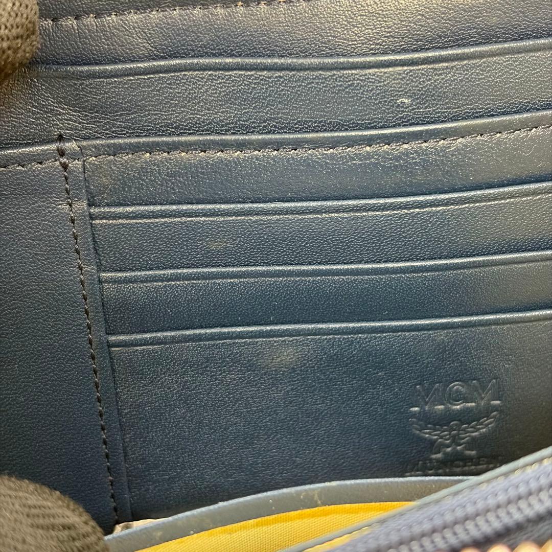 【0115M19】MCM 長財布 ホワイト ロゴデザイン 花柄 レザー