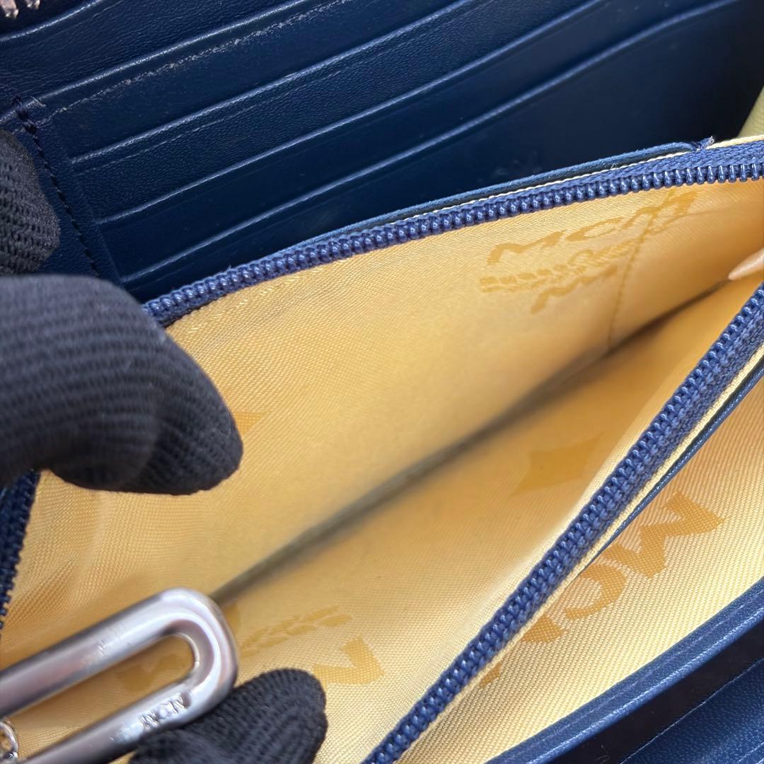 【0115M19】MCM 長財布 ホワイト ロゴデザイン 花柄 レザー