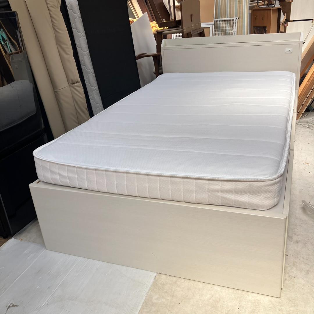 【福岡市限定】ニトリ NITORI 収納付き セミダブルベッド 配送組立無料♬