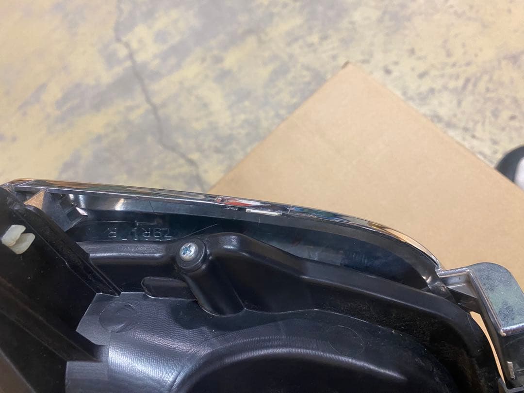 ★美品★スペーシアカスタム　MK53S LEDヘッドランプユニット RH