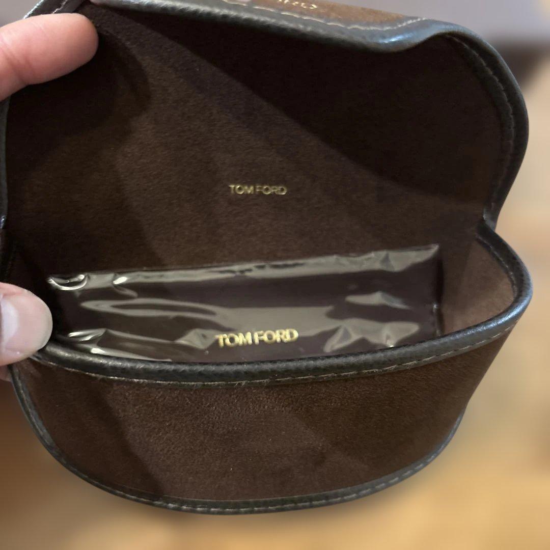 ＴＫ　新品未使用　TOM FORD TF930-F トムフォード 56A