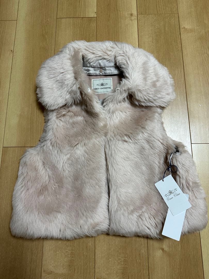 GRACE CONTINENTAL ベージュ系ファーベスト