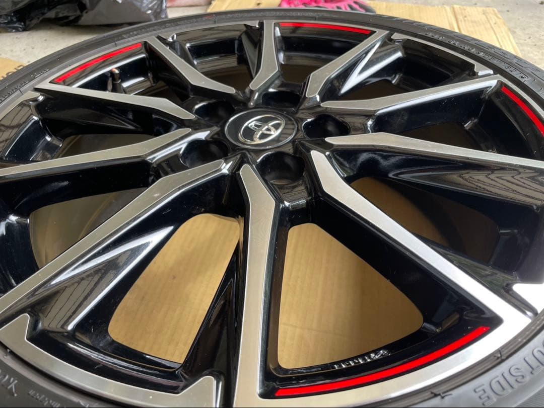 ボクシーＧＲ用純正ホイール美品！１８インチ