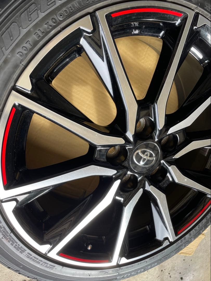 ボクシーＧＲ用純正ホイール美品！１８インチ