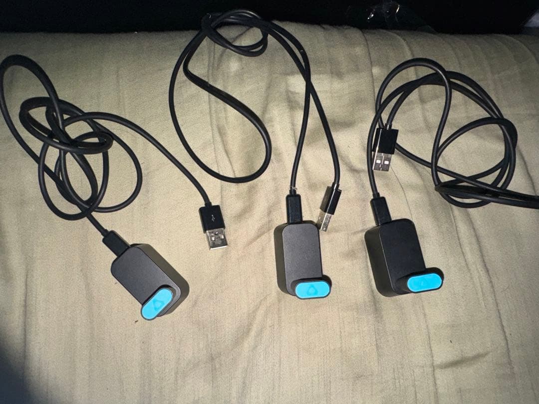 VIVEtracker2018 ＆ VIVEベースステーション1.0（箱無し）