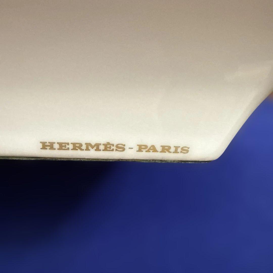 エルメスの馬のイラスト 陶器製灰皿